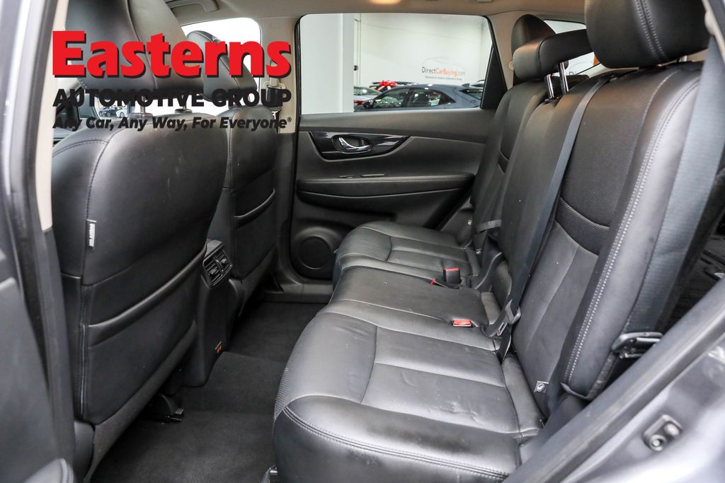 2019 Nissan Rogue SL Image 45 of 68