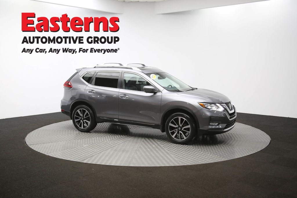 2019 Nissan Rogue SL Image 10 of 68