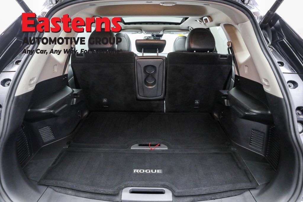 2019 Nissan Rogue SL Image 43 of 68