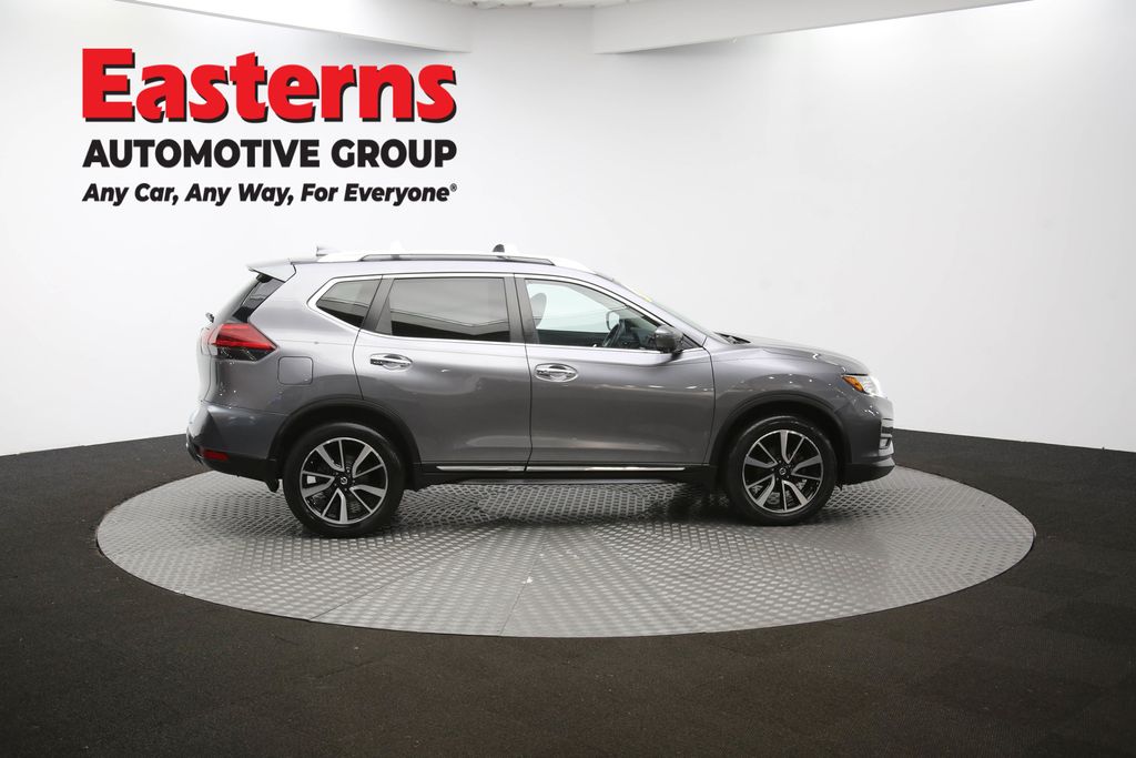 2019 Nissan Rogue SL Image 19 of 68