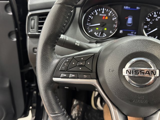 Vehicle image 16 of 36