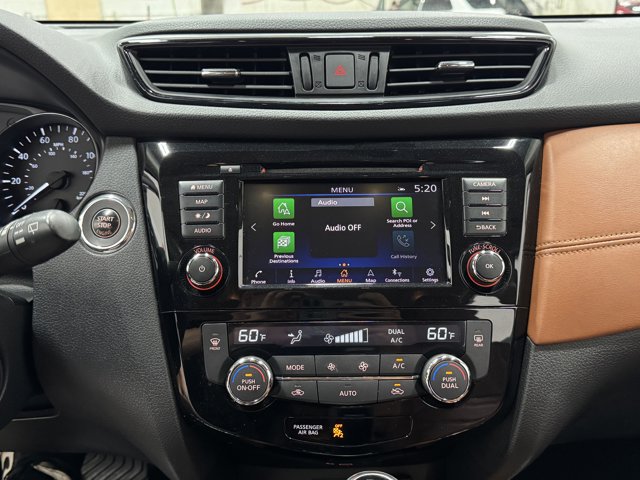 Vehicle image 21 of 36