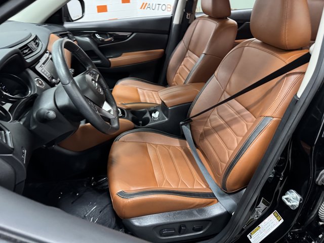 Vehicle image 12 of 36
