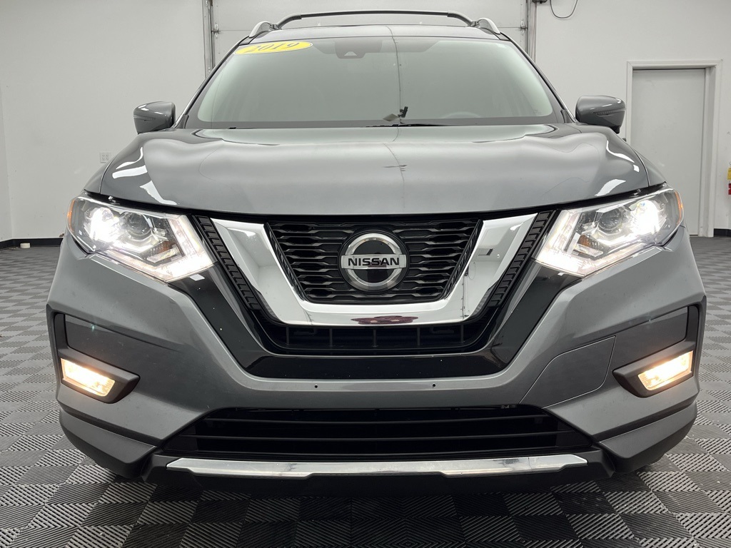Vehicle image 2 of 39