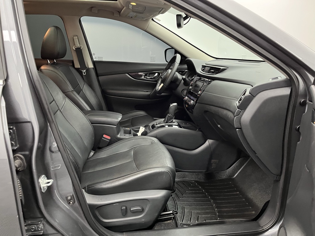 Vehicle image 26 of 39