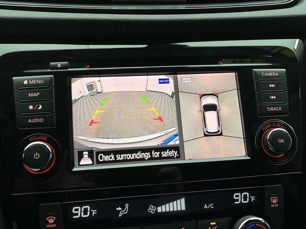 Vehicle image 12 of 39