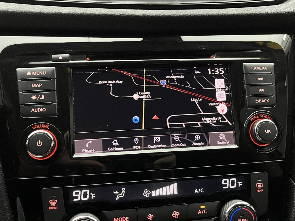 Vehicle image 13 of 39