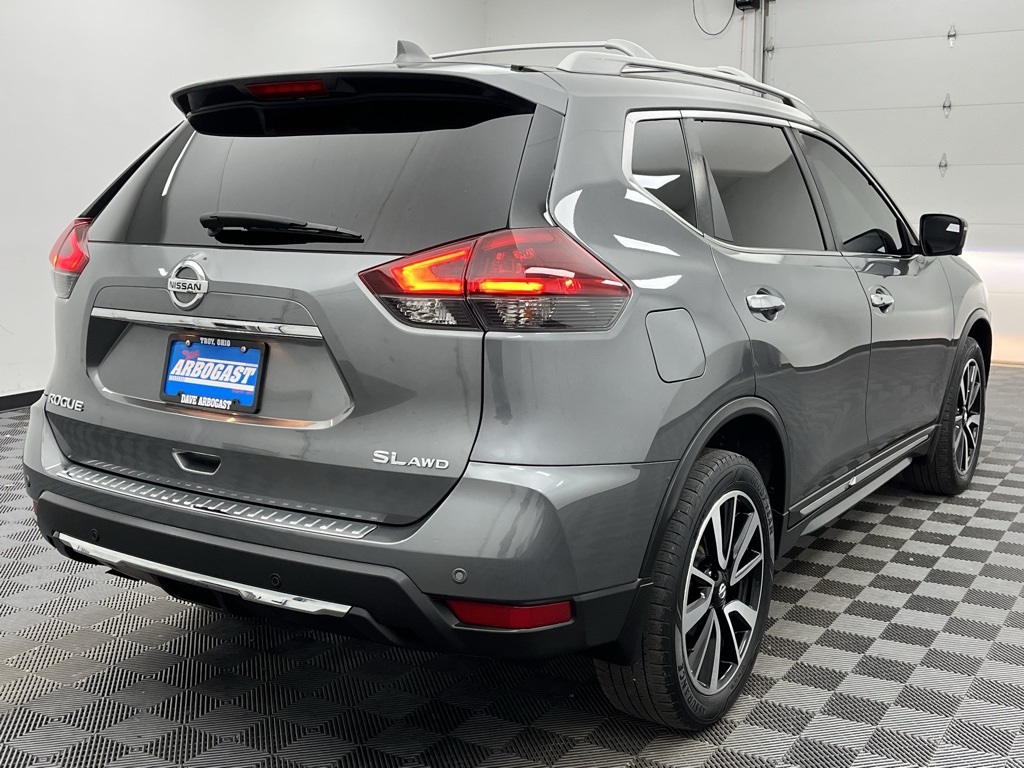 Vehicle image 5 of 39