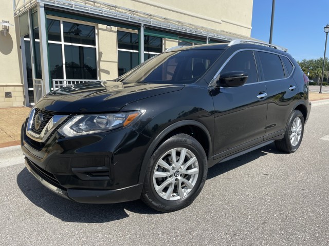 Vehicle image 7 of 36