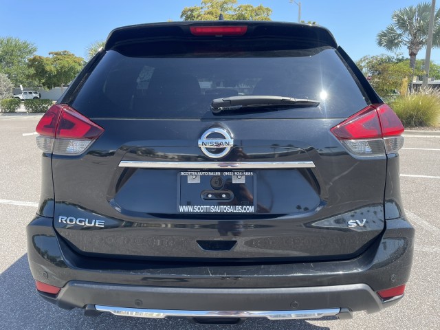 Vehicle image 35 of 36