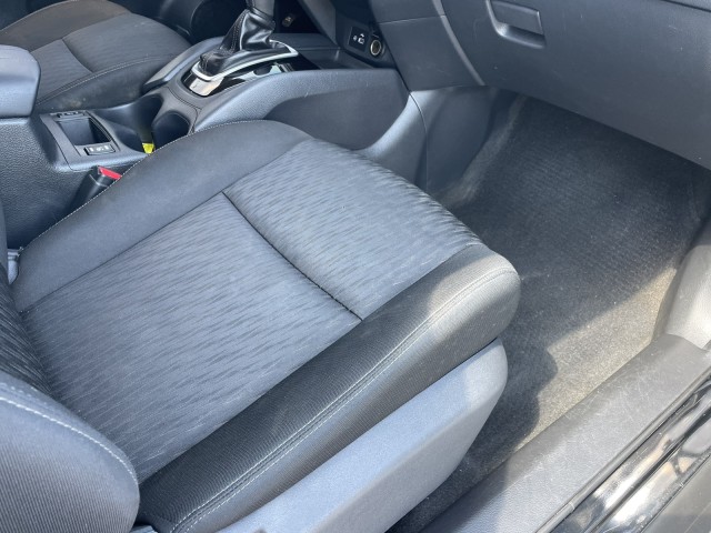 Vehicle image 24 of 36