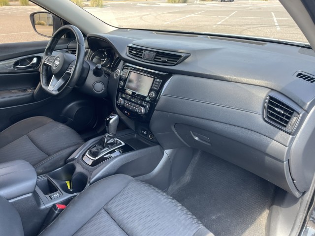 Vehicle image 25 of 36