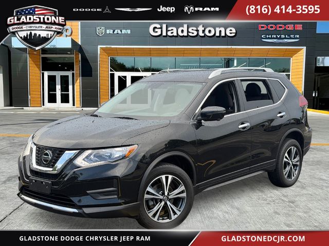 2019 Nissan Rogue SV Image 1 of 30