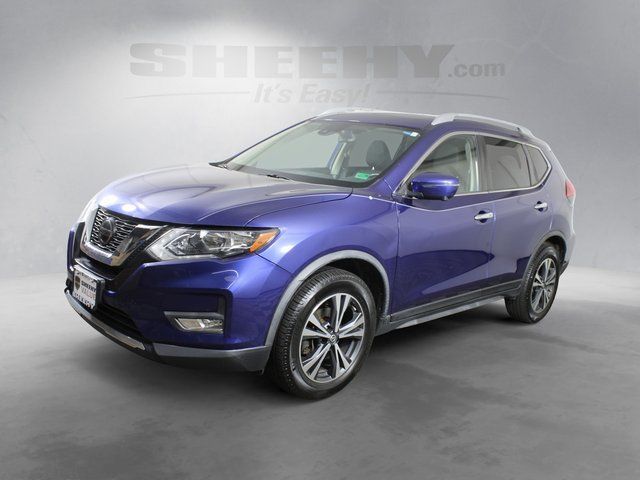 2019 Nissan Rogue SV Image 1 of 37