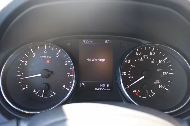 Vehicle image 18 of 37