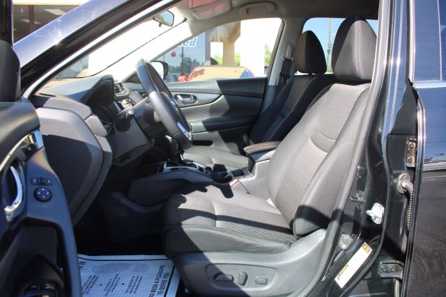 Vehicle image 9 of 37