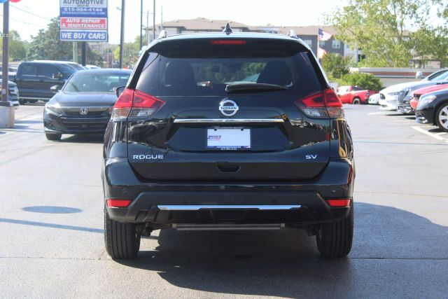 Vehicle image 5 of 37