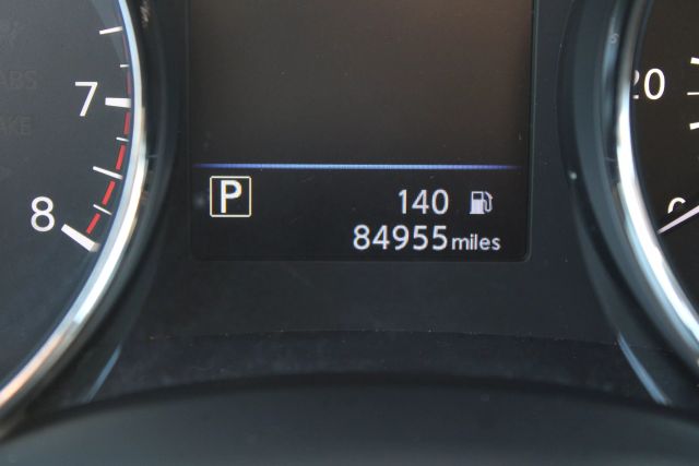 Vehicle image 19 of 37
