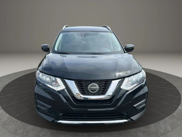 2019 Nissan Rogue SV Image 2 of 33