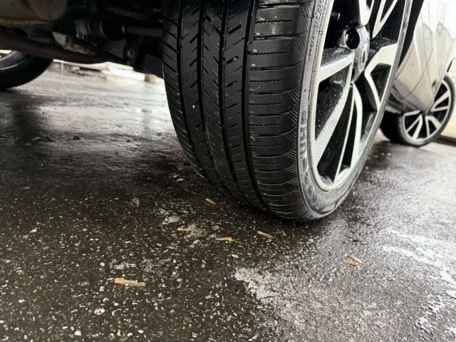 Vehicle image 45 of 50
