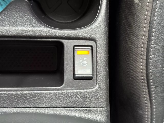 Vehicle image 30 of 50