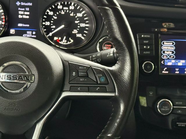 Vehicle image 35 of 50