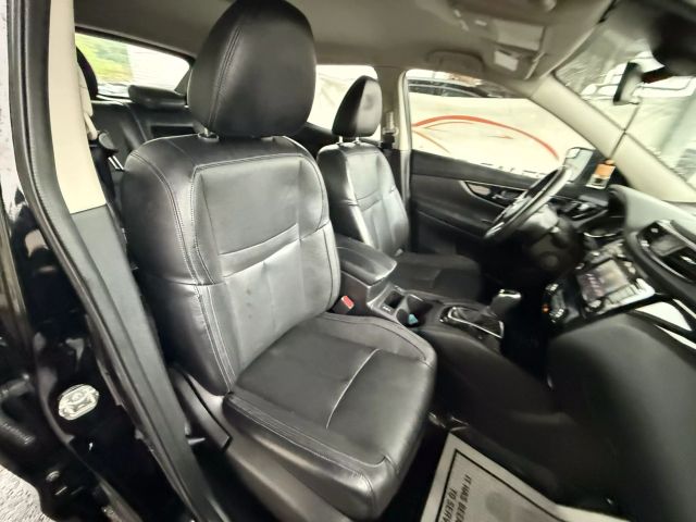 Vehicle image 26 of 50