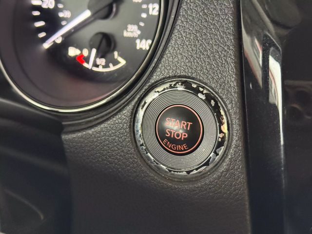 Vehicle image 31 of 50