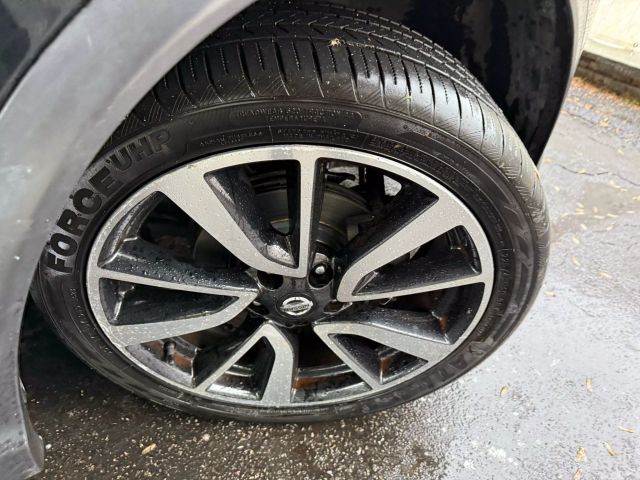 Vehicle image 49 of 50