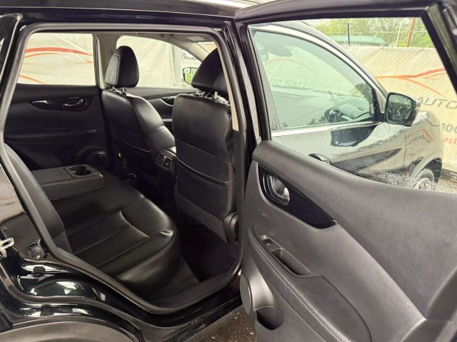 Vehicle image 21 of 50
