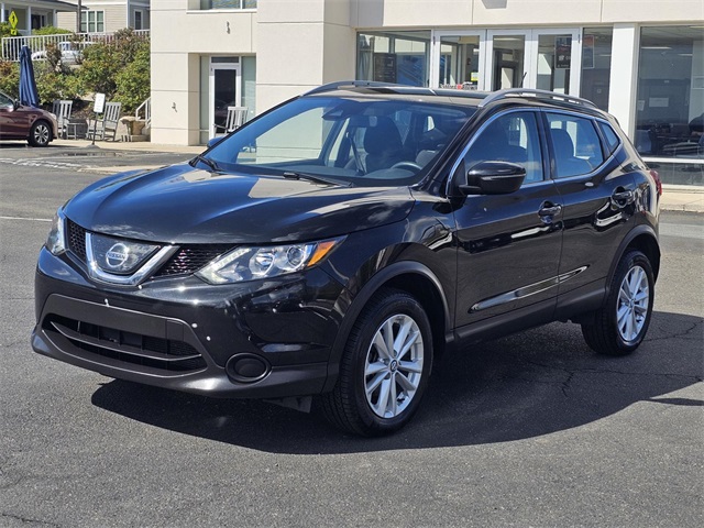 Vehicle image 1 of 32
