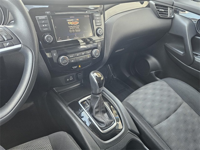 Vehicle image 31 of 32