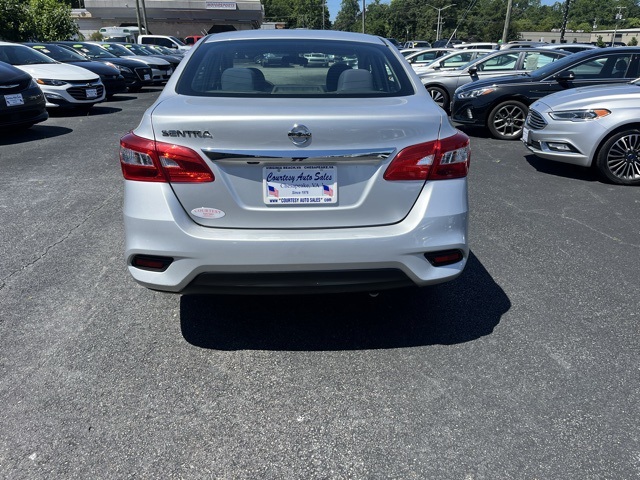 Vehicle image 6 of 24