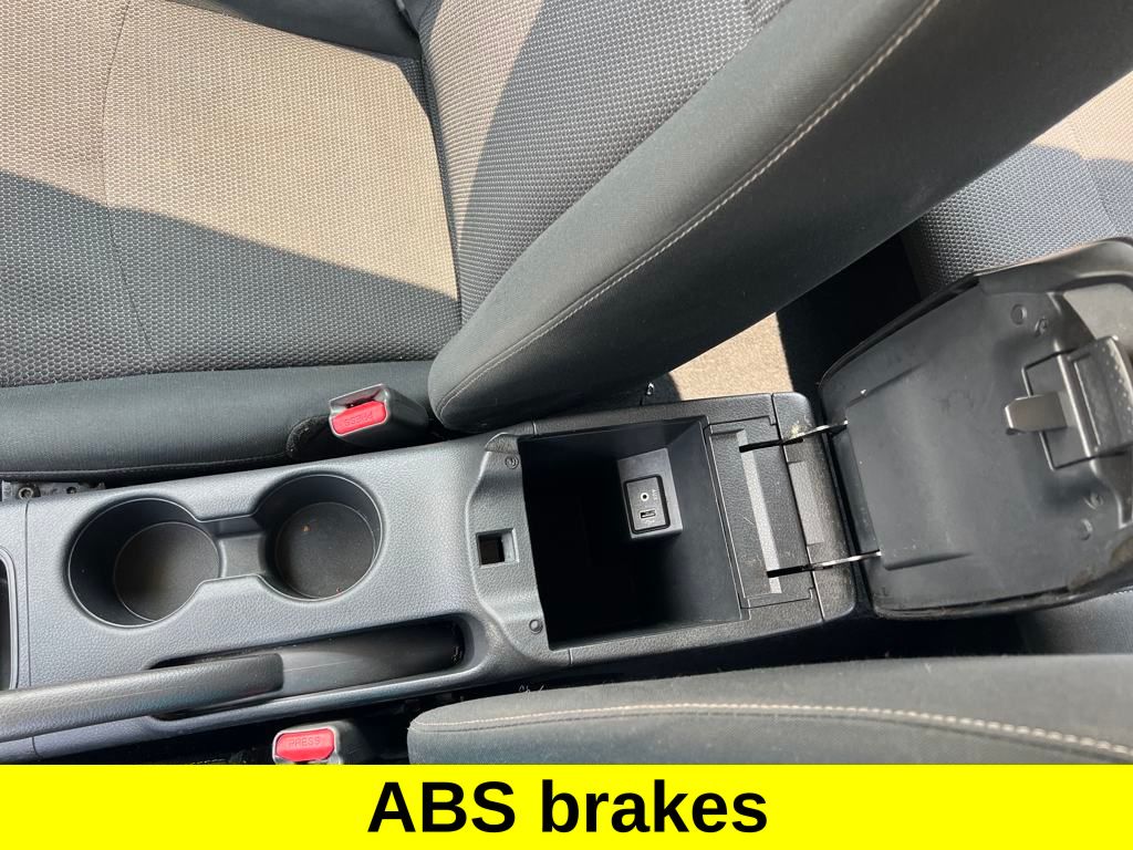 Vehicle image 24 of 30