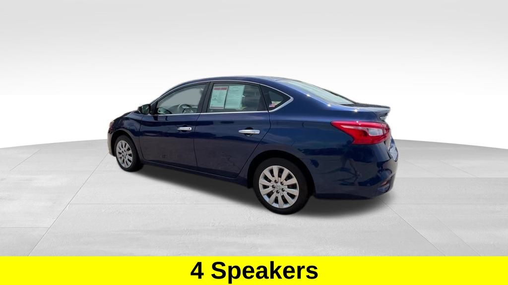 Vehicle image 9 of 30