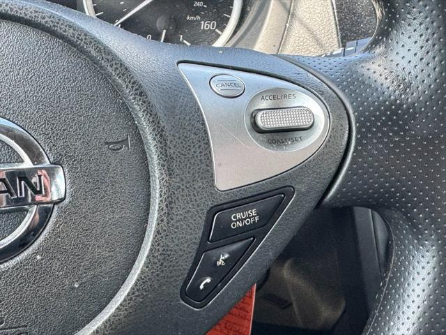 Vehicle image 22 of 24