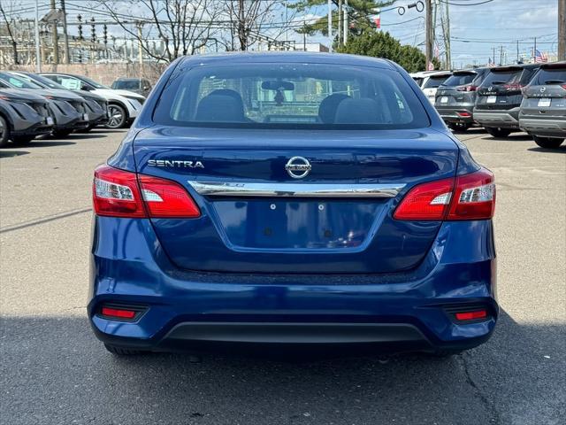Vehicle image 5 of 24