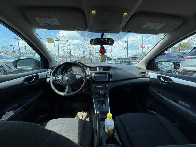 Vehicle image 13 of 24
