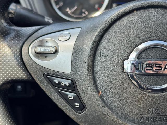 Vehicle image 23 of 24
