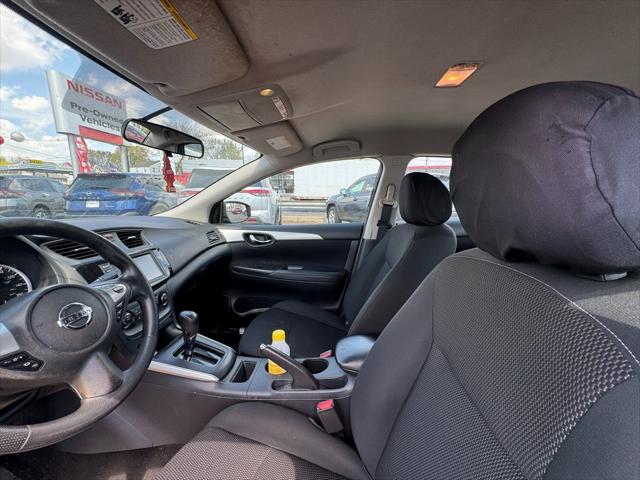 Vehicle image 14 of 24