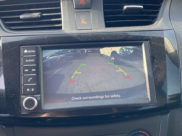 Vehicle image 13 of 21