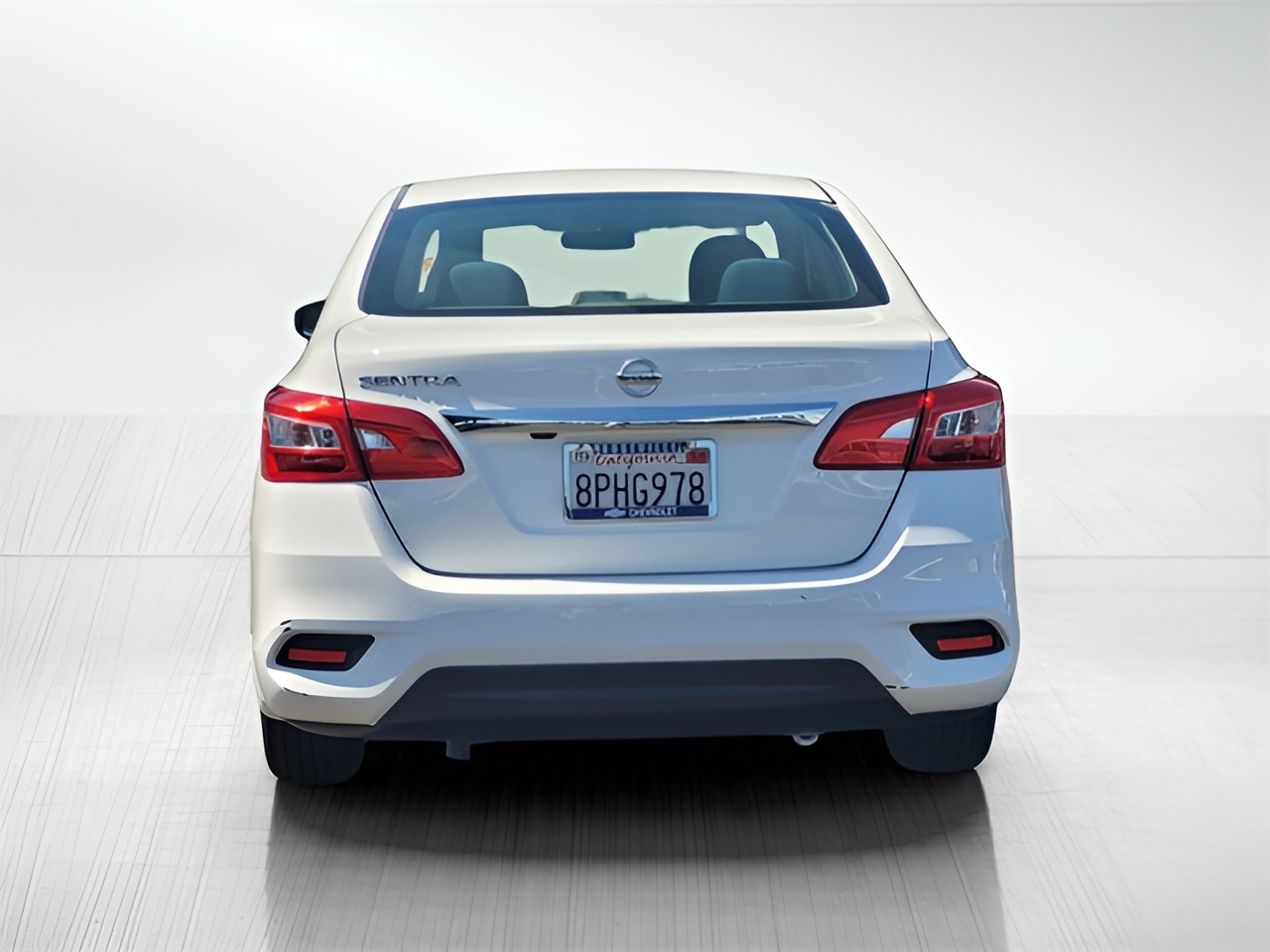 Vehicle image 31 of 33