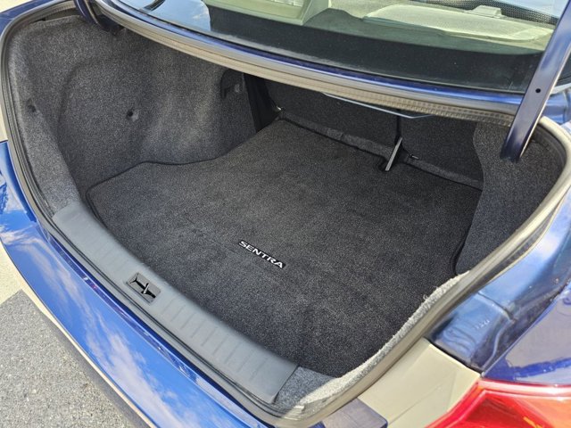 Vehicle image 13 of 30