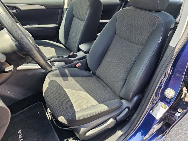 Vehicle image 17 of 30