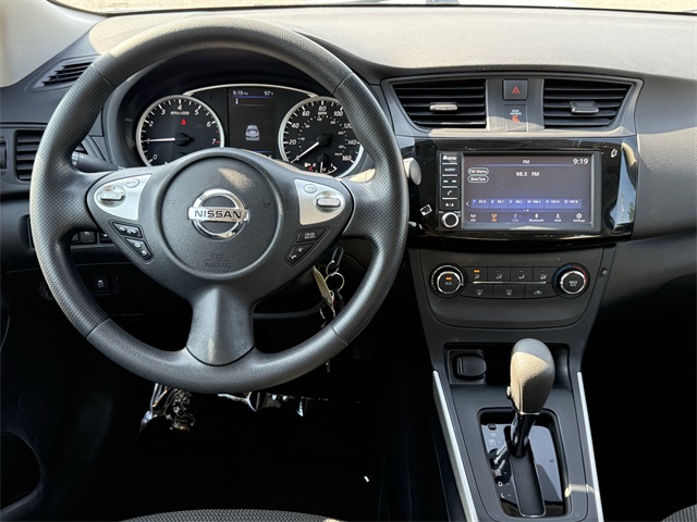 Vehicle image 15 of 24