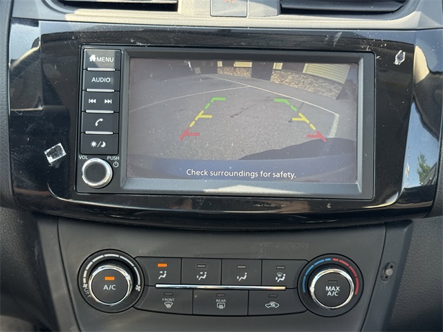 Vehicle image 17 of 24