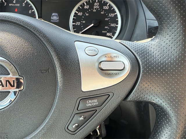 Vehicle image 23 of 24