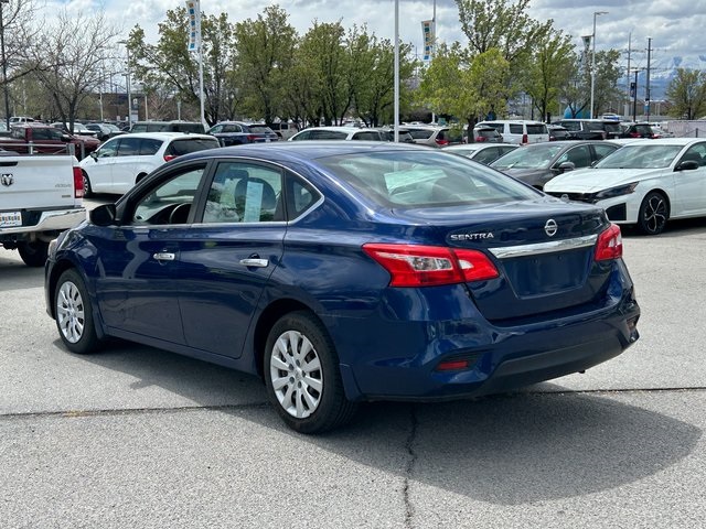 Vehicle image 7 of 13