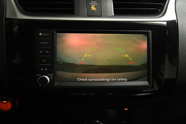 Vehicle image 11 of 26