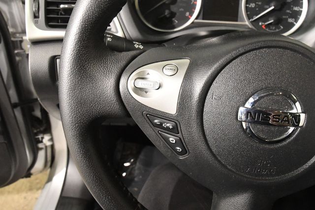 Vehicle image 13 of 26